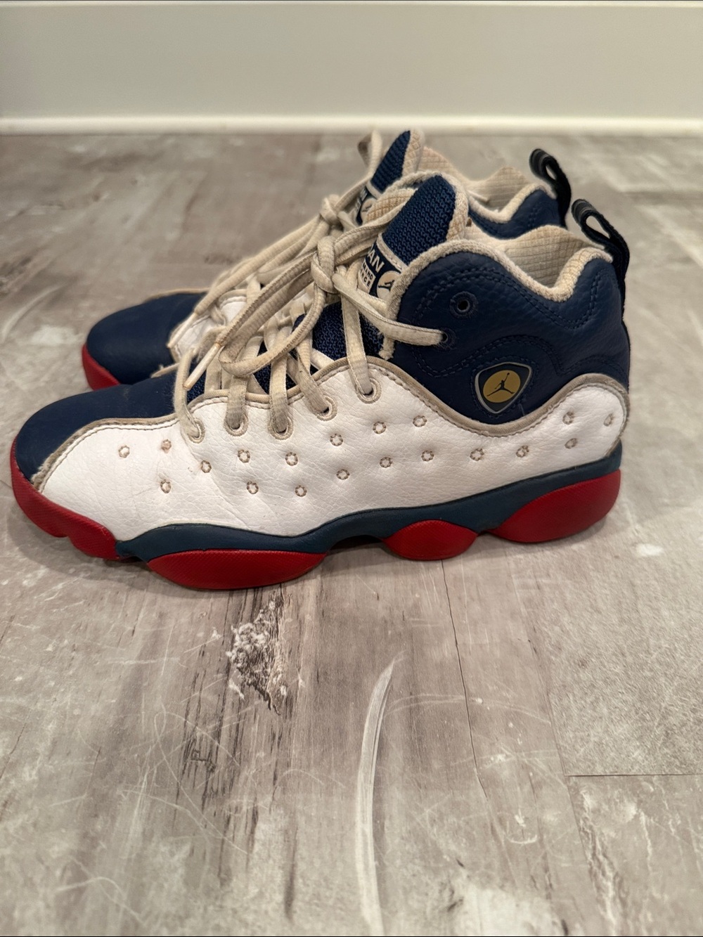 Jordan Jumpman Team II Navy/White/Red Retro Sneakers Size 5.5Y